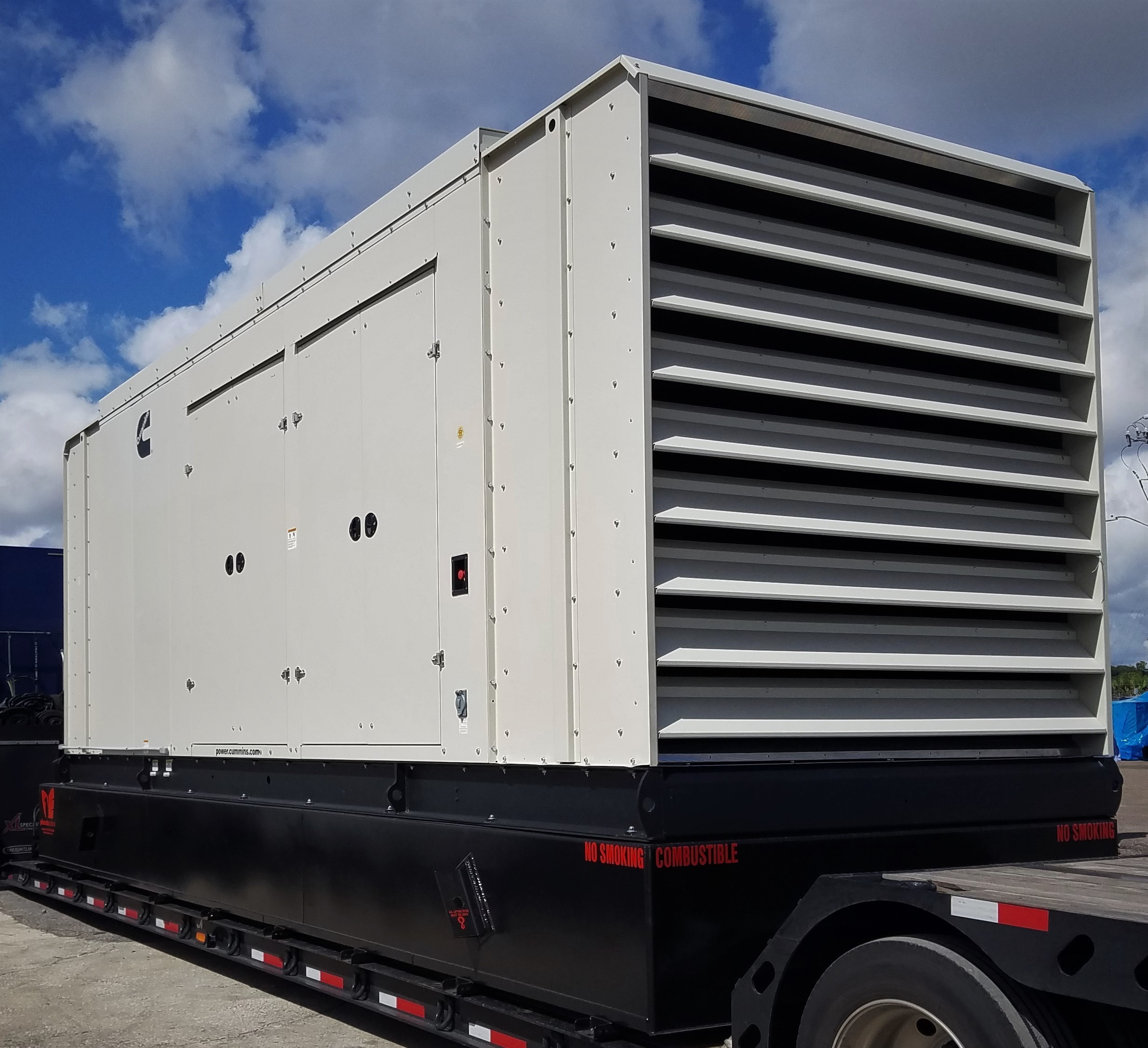 Cummins-Generator-With-Factory-Enclosure-And-UL-Sub-Base-Fuel-Tank